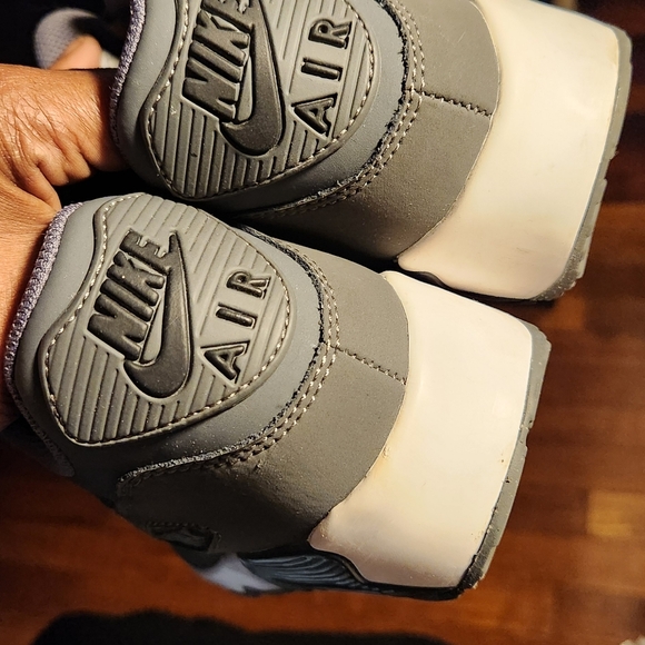 Nike Air Max 90 - Picture 16 of 16